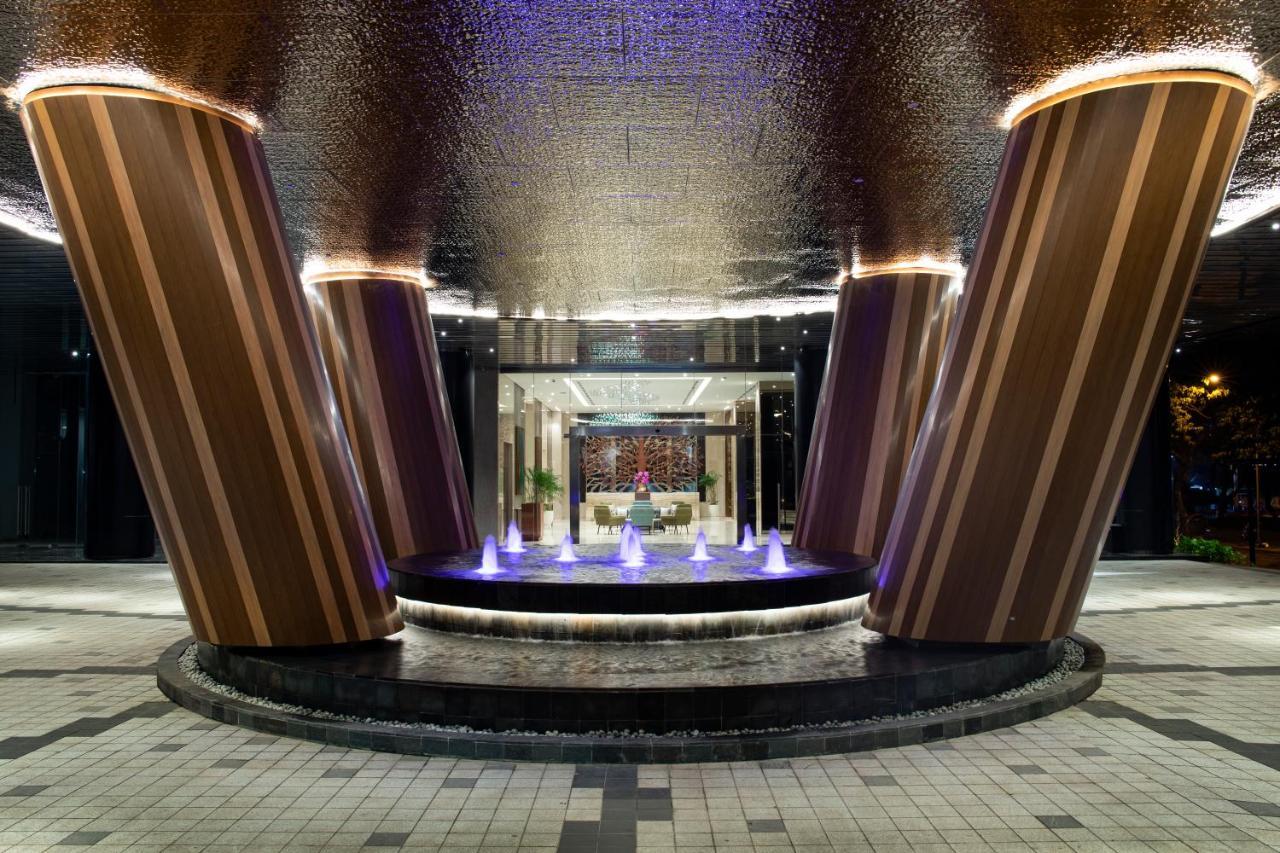 סרפונג Trembesi Hotel מראה חיצוני תמונה