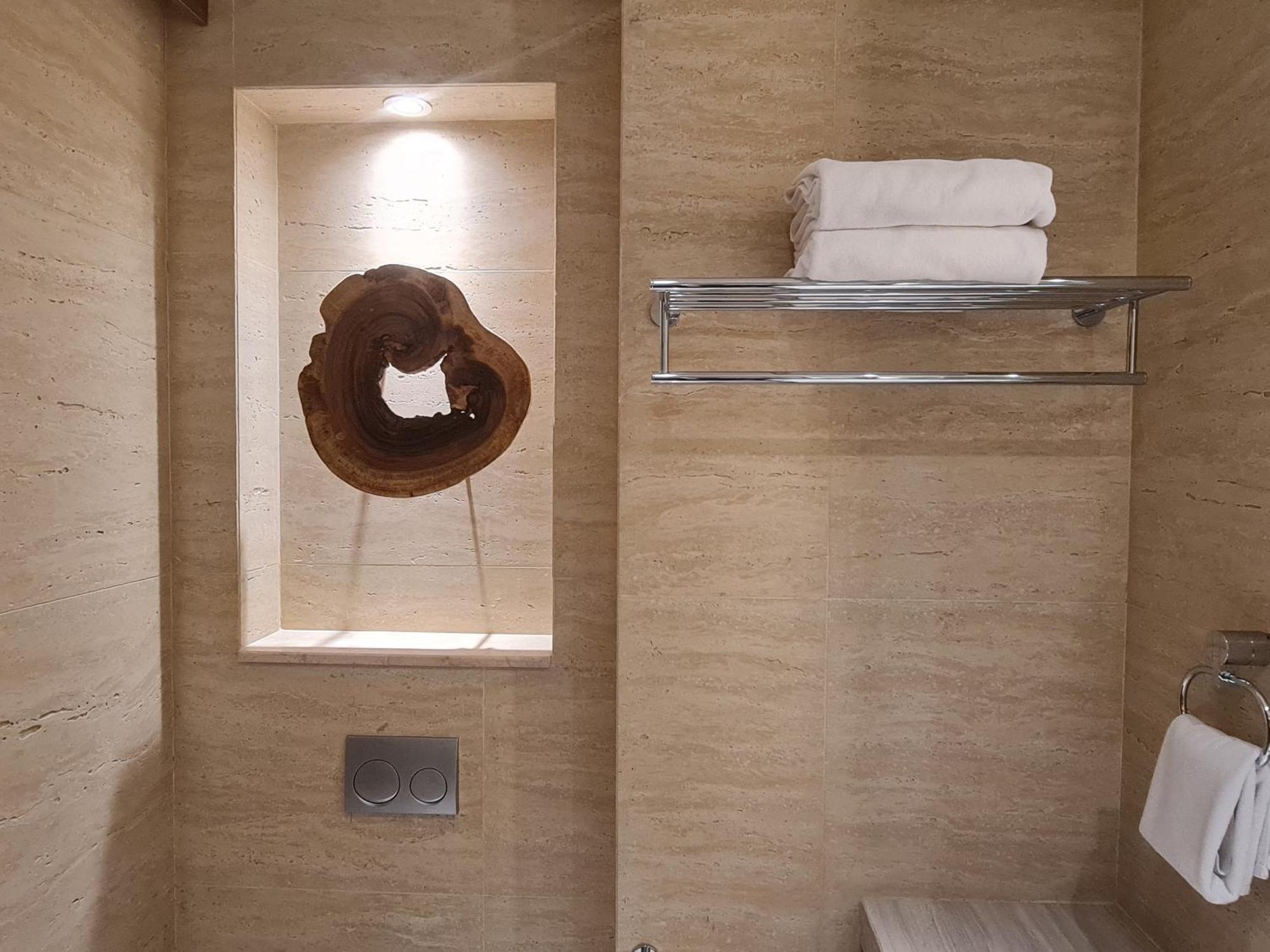 סרפונג Trembesi Hotel מראה חיצוני תמונה
