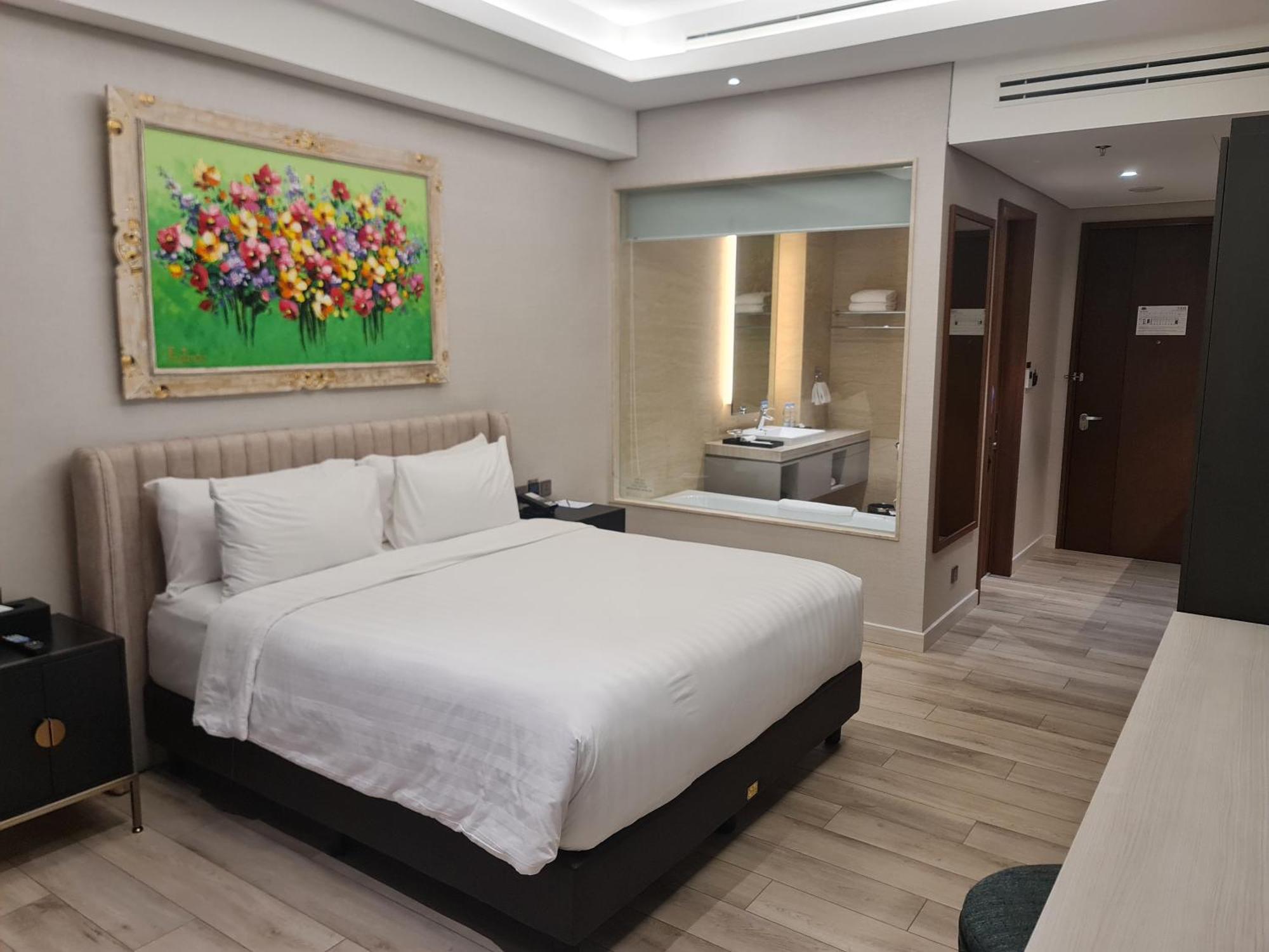 סרפונג Trembesi Hotel מראה חיצוני תמונה